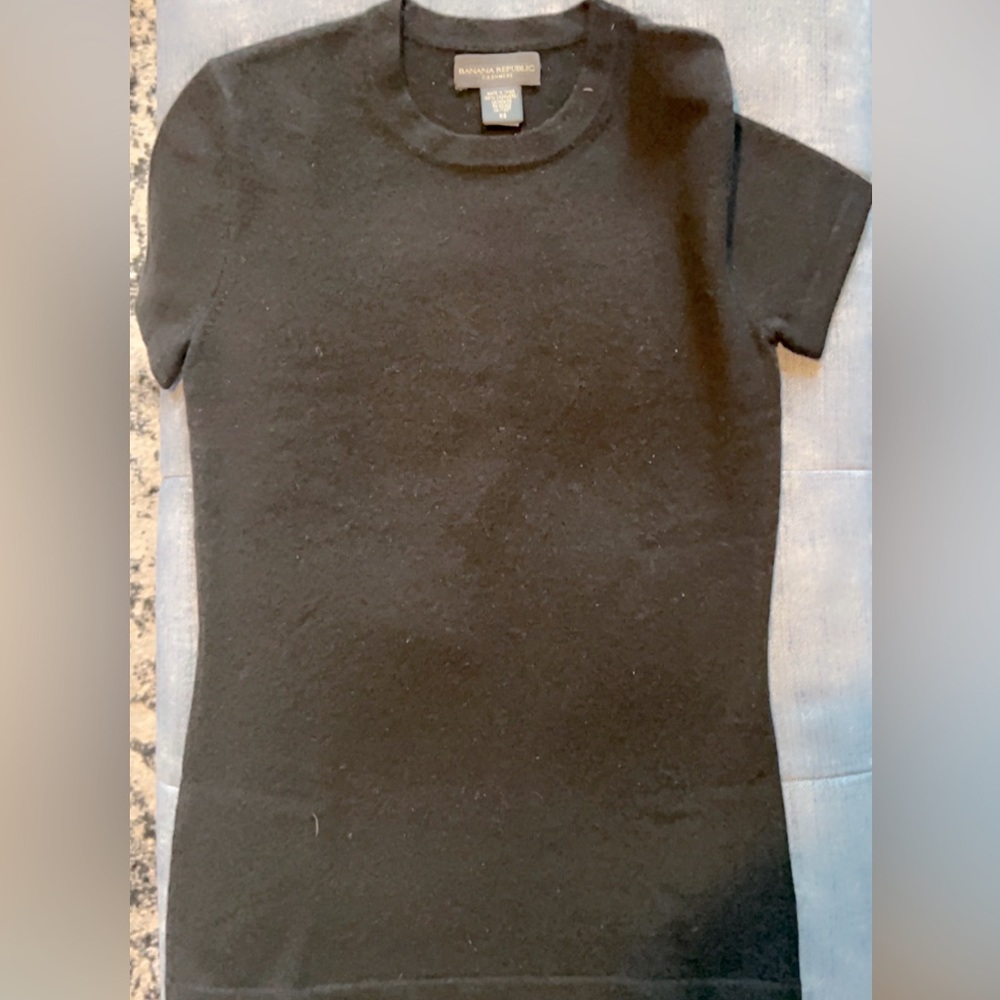 Black Short sleeve cashmere XS